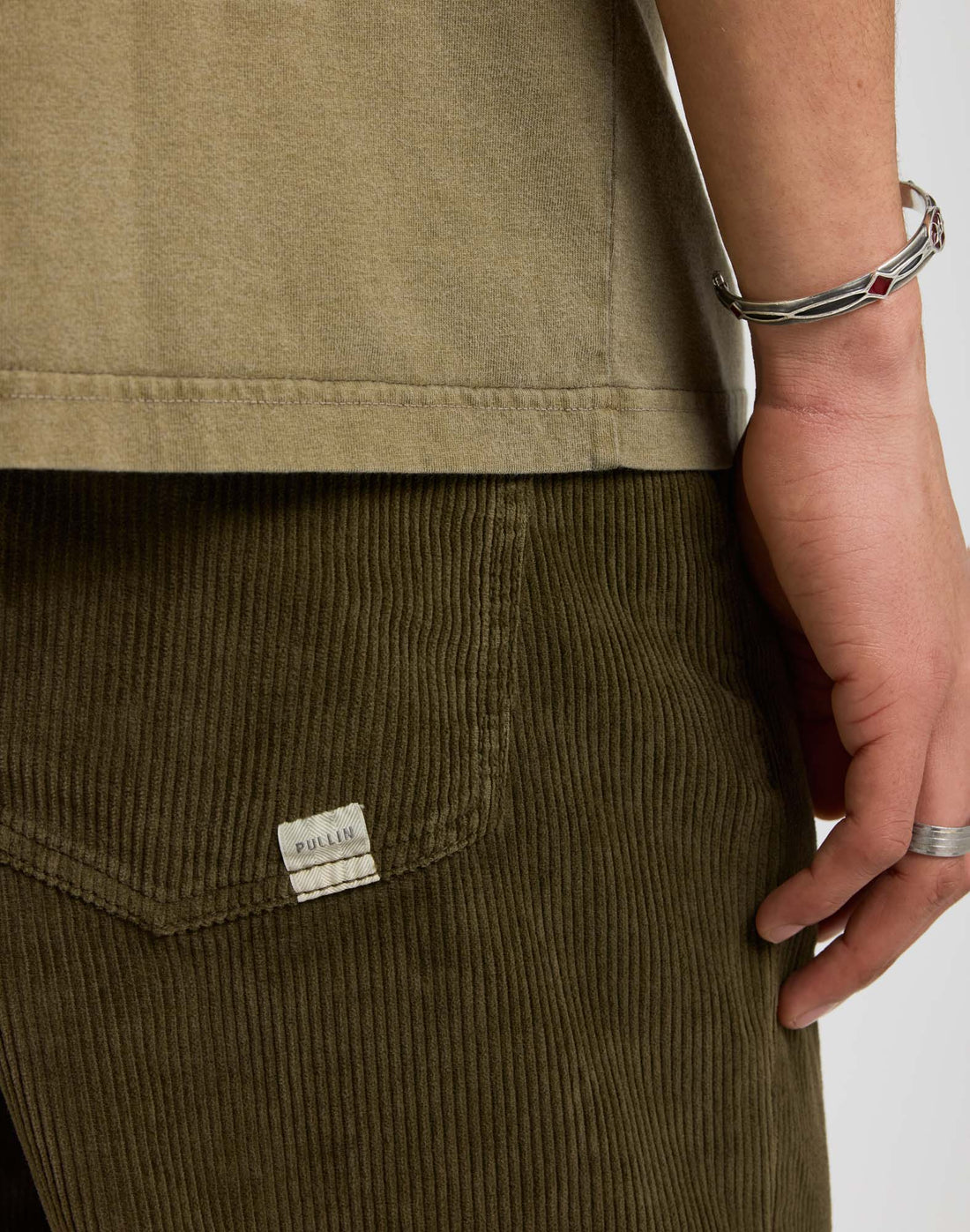 Pullin Dening Chino Cypress - détail