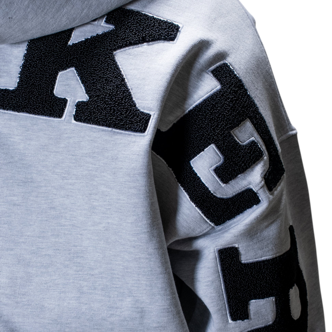 Sweat à capuche zippé Born2ride Jacker Notorious gris en coton épais avec logo noir brodé sur la manche
