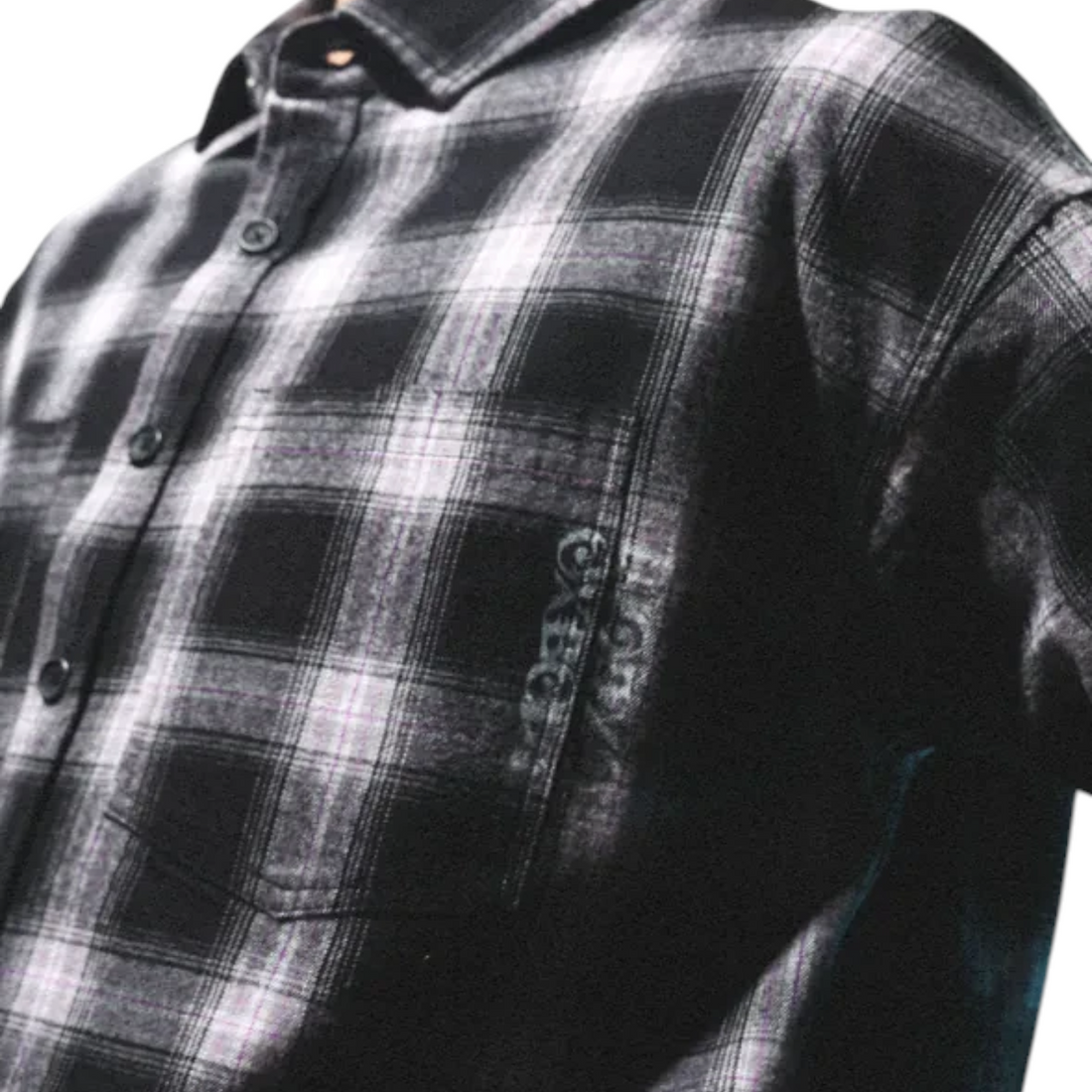 Chemise en flanelle Born2ride Oxbow Runes noire à carreaux avec poches poitrine en coton biologique