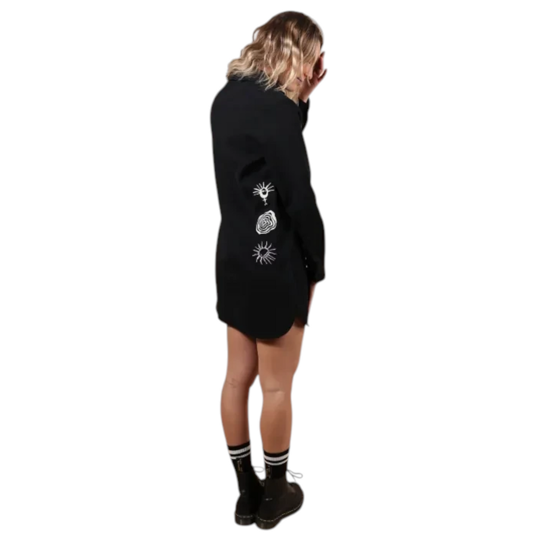Robe courte noire Born2ride Oxbow Brodyflo-drs en coton twill avec motifs graphiques blancs au dos