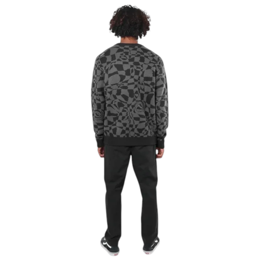 Homme portant un pull Oxbow Twist-jp noir à motifs géométriques, vu de dos, vendu par Born2ride.
