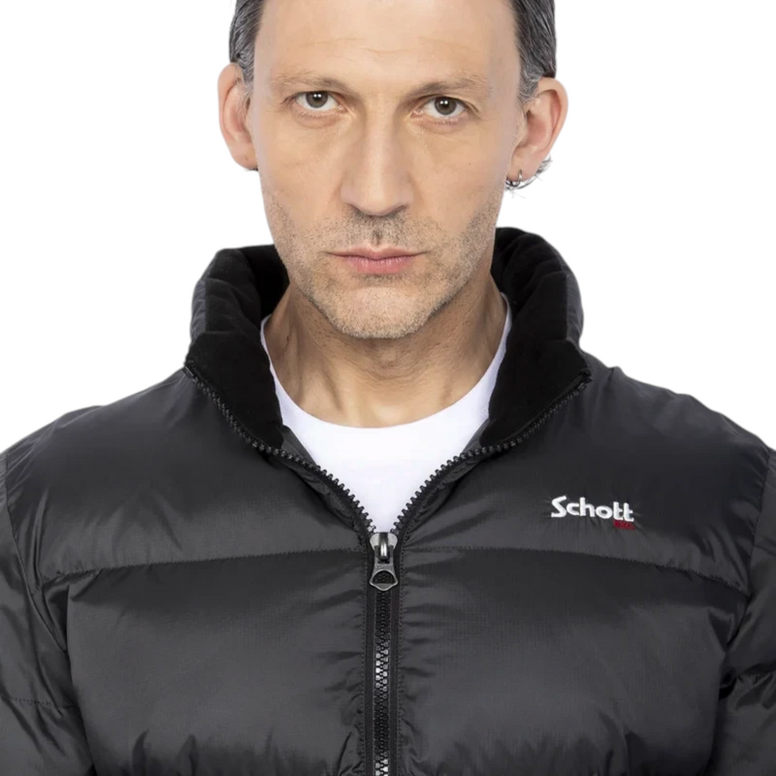 Doudoune Born2ride Schott Idaho anthracite en nylon ripstop portée par un homme, vue de face