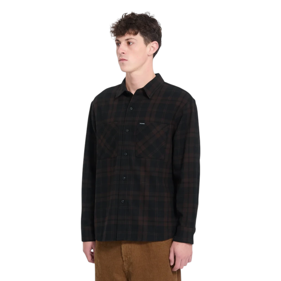 Homme portant la chemise Born2ride Volcom Hunkstone LS en flanelle à carreaux marron cacao et noir