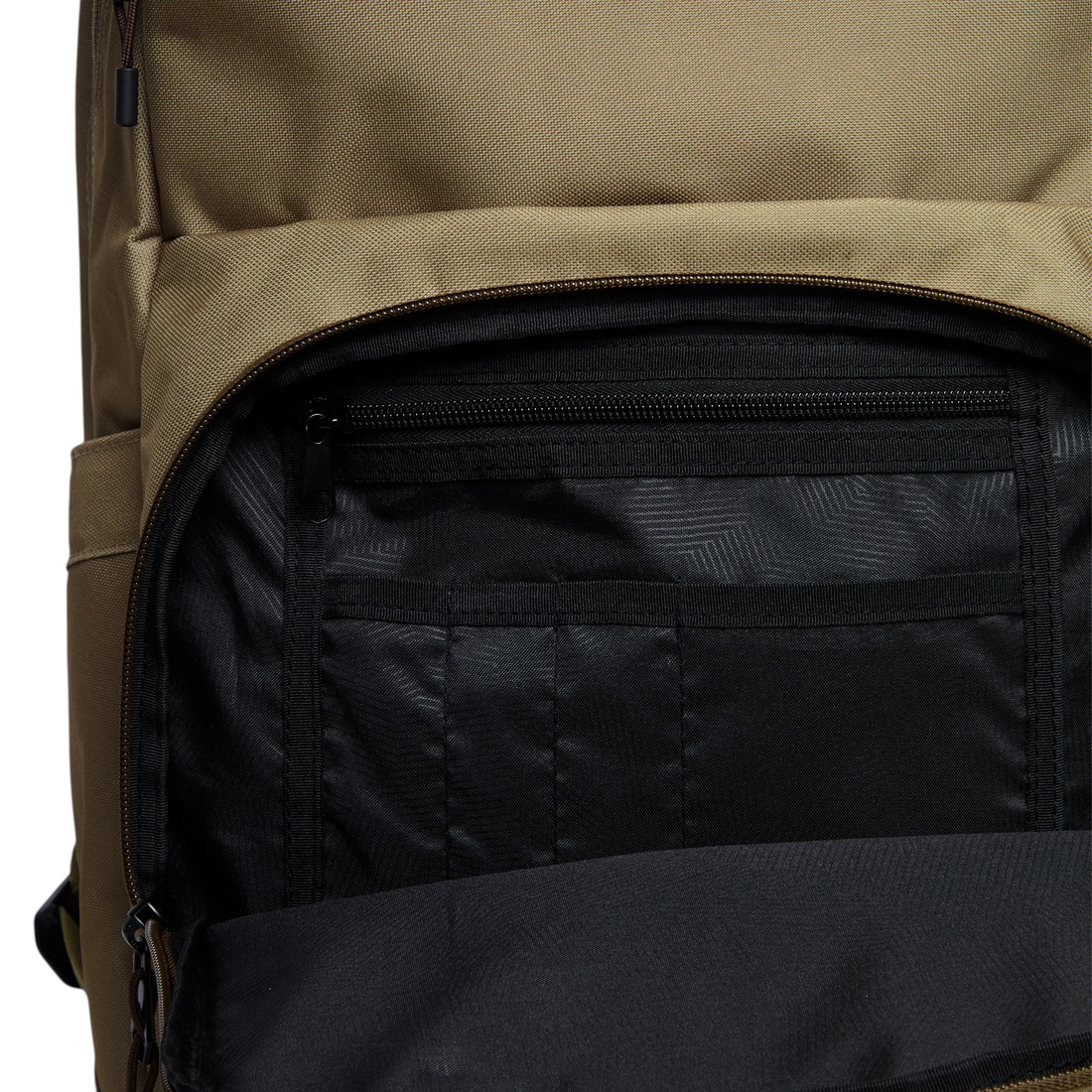 Sac à dos Born2ride Volcom Roamer 3 couleur Dull Gold avec poche frontale zippée et organisateur interne