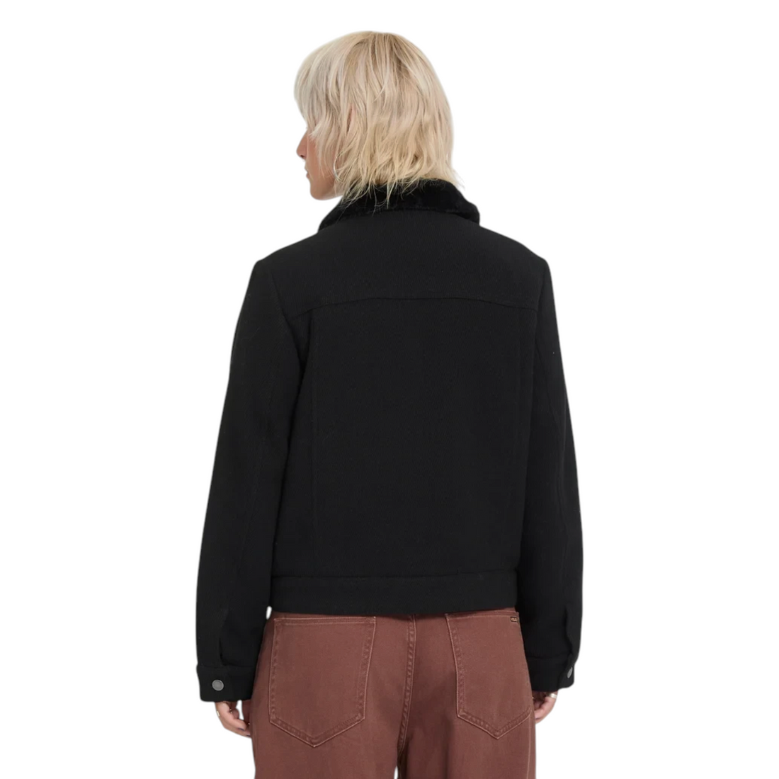 Veste noire Born2ride Volcom Gilscot pour femme avec col en fausse fourrure, vue de dos sur mannequin